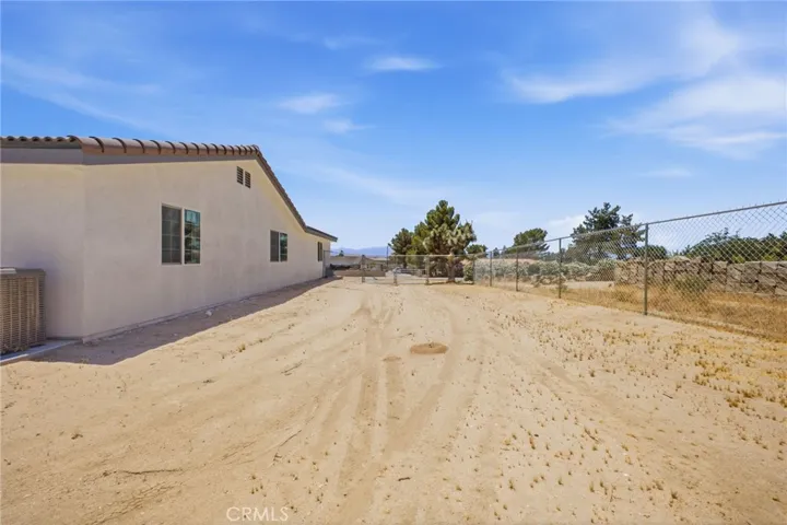 14685 Apple Valley Road, Apple Valley, California 92307