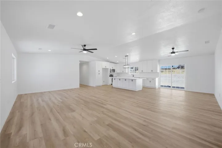 14685 Apple Valley Road, Apple Valley, California 92307