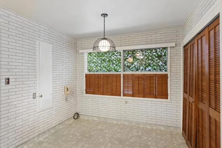 158 Walter Hays Drive, Palo Alto, California 94303