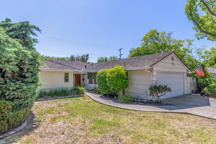 158 Walter Hays Drive, Palo Alto, California 94303