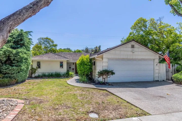 158 Walter Hays Drive, Palo Alto, California 94303