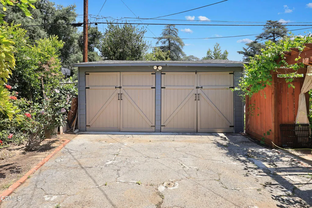 2 Car Garage