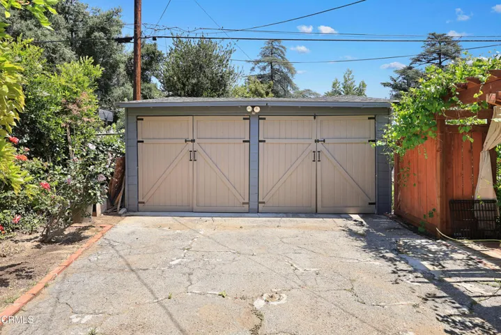 2 Car Garage