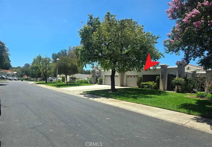 What a wonderful place to be called home. Very quiet cul-de-sac in an excellent neighborhood.