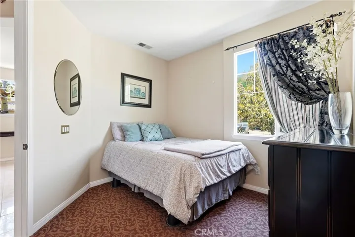 Downstairs ensuite 2