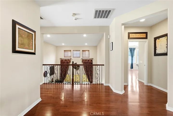 Upstairs hallway 2