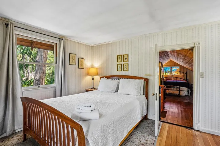 20-web-or-mls-Country Club Dr-S1606-022