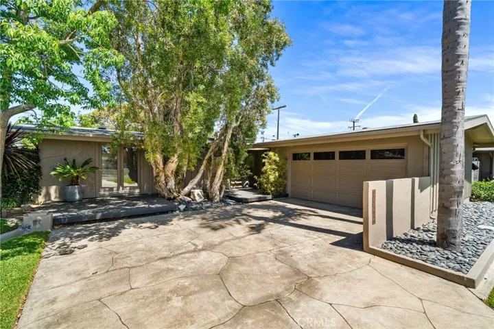14752 Candeda Place, Tustin, California 92780