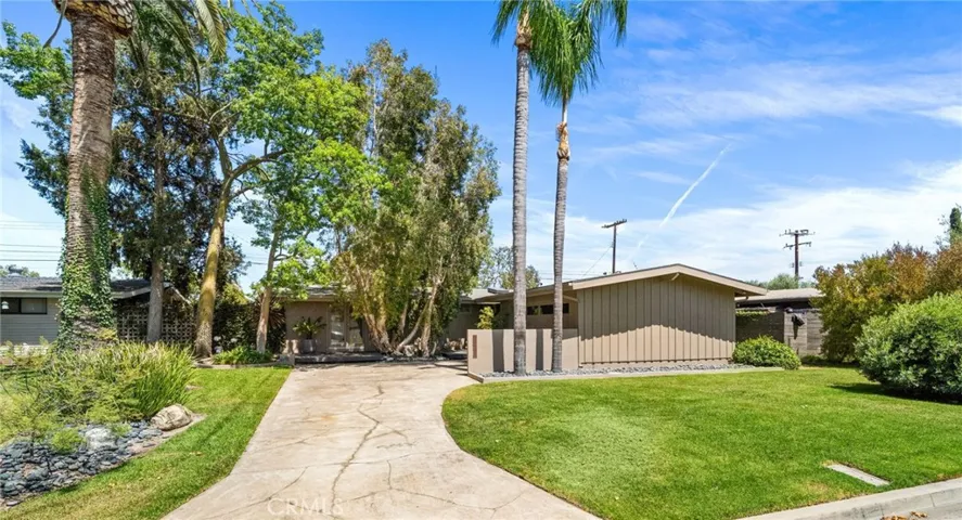 14752 Candeda Place, Tustin, California 92780