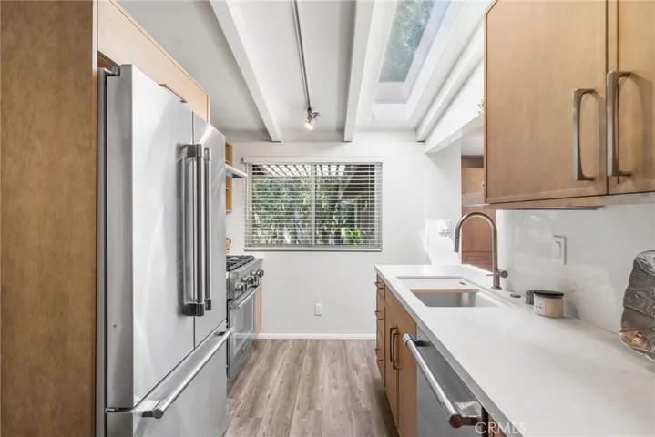 14752 Candeda Place, Tustin, California 92780