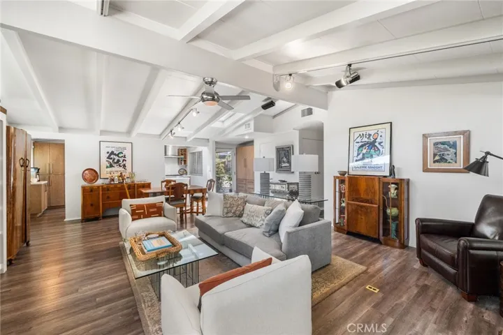 14752 Candeda Place, Tustin, California 92780