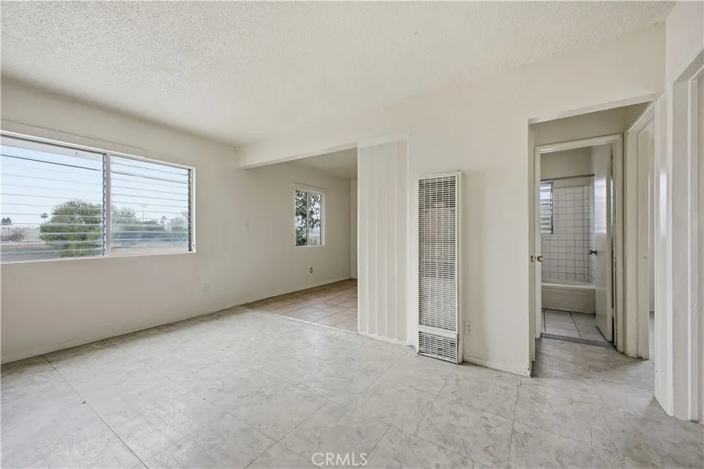 5914 S Hoover St Living Room