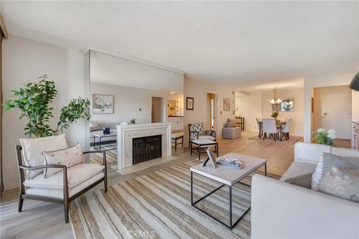 102 Scholz 234, Newport Beach, California 92663