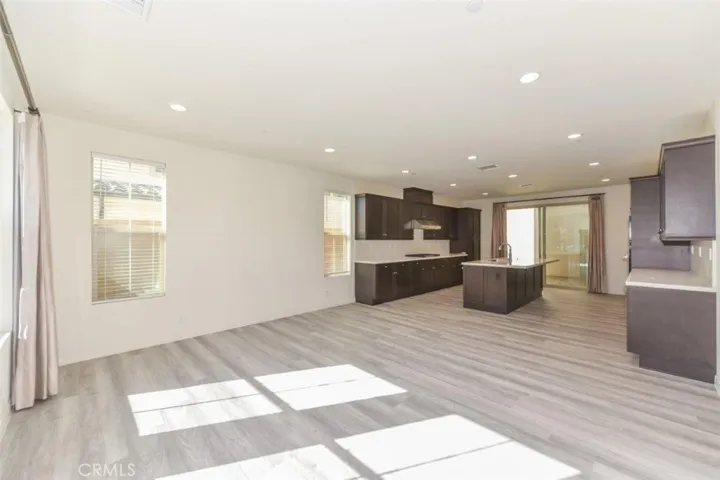 117 Halo, Irvine, California 92618