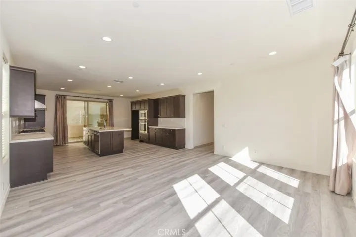 117 Halo, Irvine, California 92618