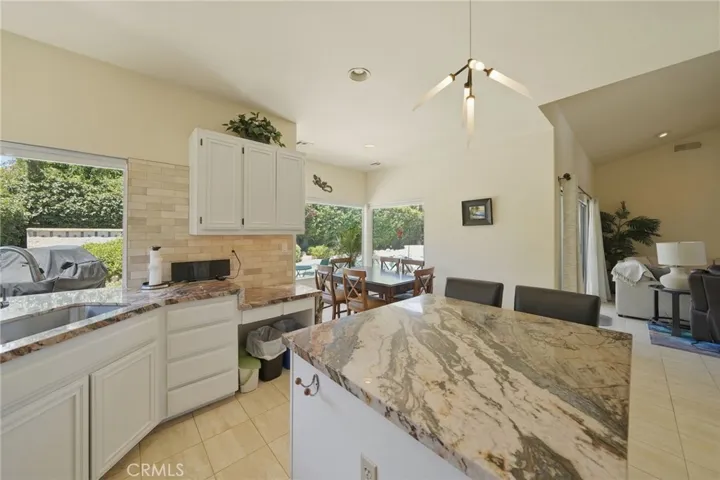 77558 Malone, Palm Desert, California 92211