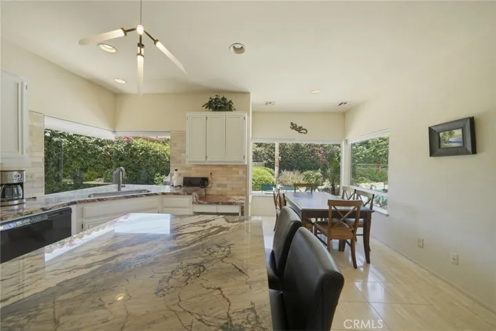 77558 Malone, Palm Desert, California 92211