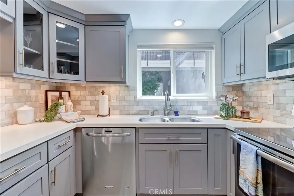 2405 Via Mariposa W 1h, Laguna Woods, California 92637 — photo 5