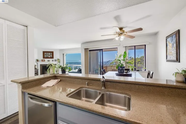 2505 Miramar Ave 114, Castro Valley, California 94546