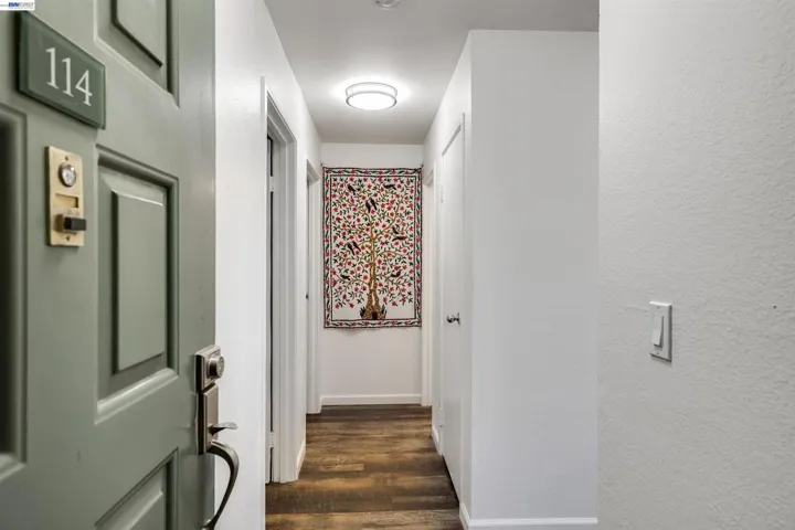 2505 Miramar Ave 114, Castro Valley, California 94546