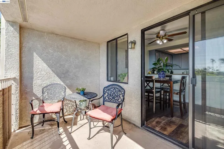 2505 Miramar Ave 114, Castro Valley, California 94546