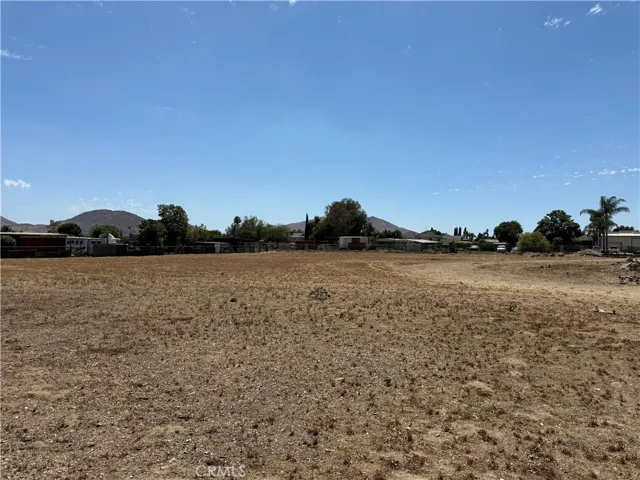 11048 Cactus, Bloomington, California 92316