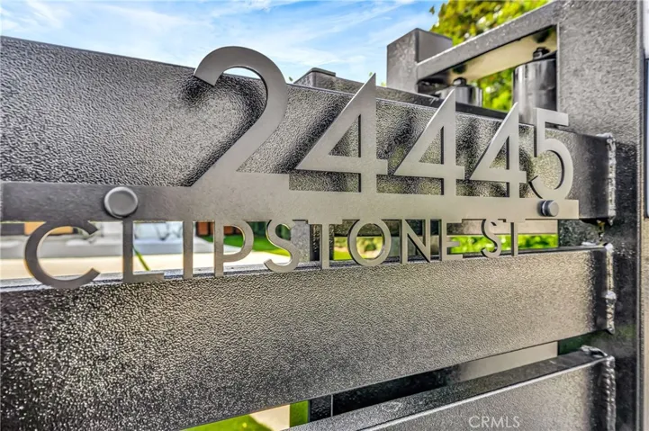 24445 Clipstone, Woodland Hills, California 91367