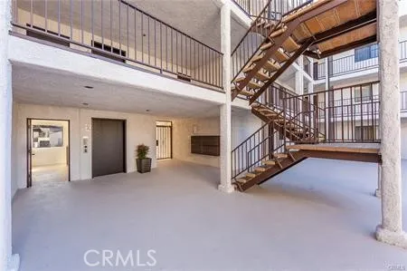 835 E Lomita Avenue 208, Glendale, California 91205