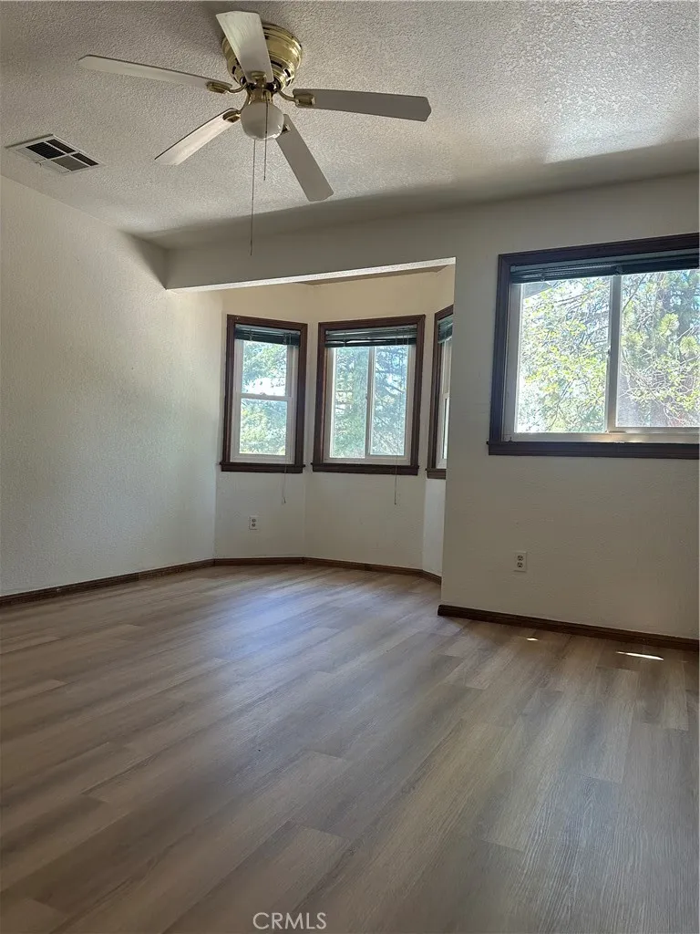 2359 Oak, Running Springs, California 92382 — photo 5