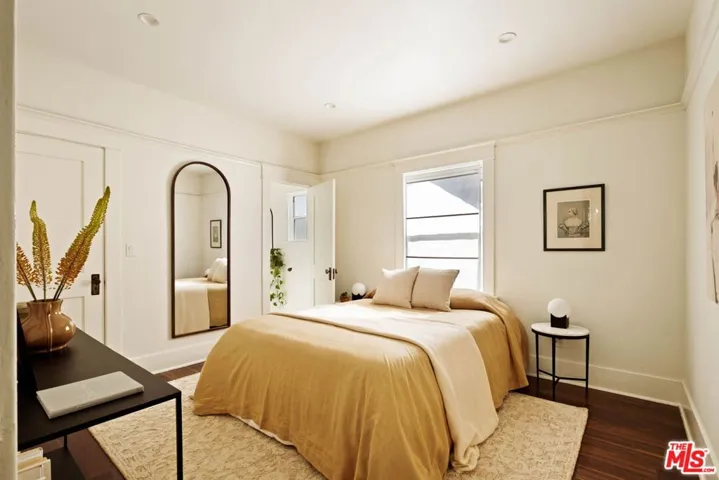 1419 Rolland Curtis Place, Los Angeles, California 90062