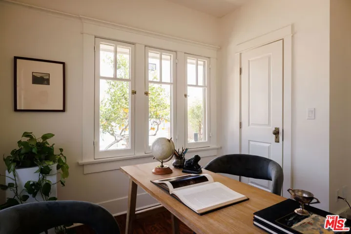 1419 Rolland Curtis Place, Los Angeles, California 90062