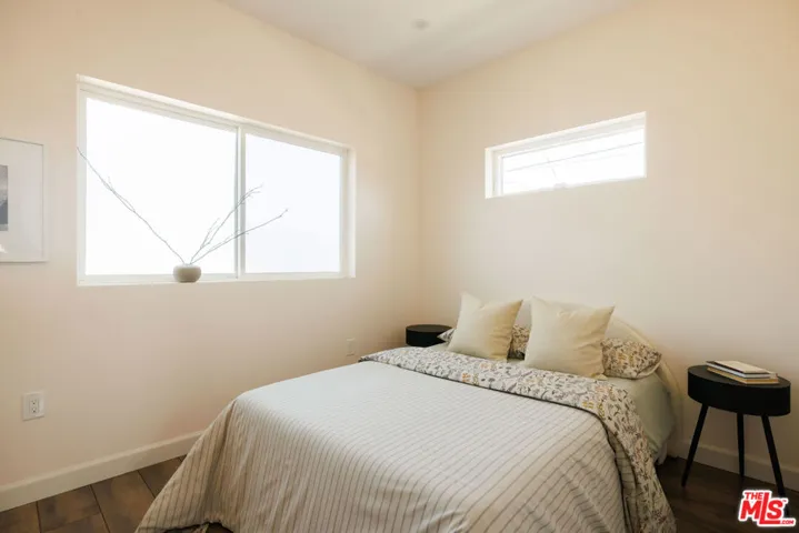 1419 Rolland Curtis Place, Los Angeles, California 90062