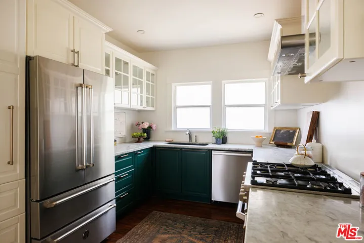 1419 Rolland Curtis Place, Los Angeles, California 90062