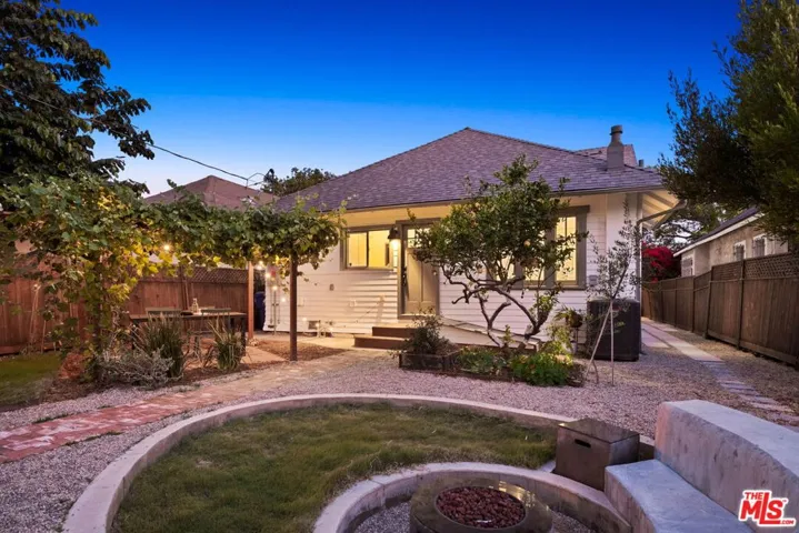 1419 Rolland Curtis Place, Los Angeles, California 90062