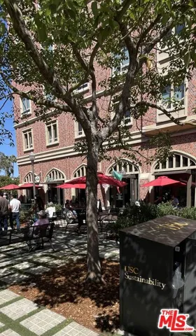 1419 Rolland Curtis Place, Los Angeles, California 90062