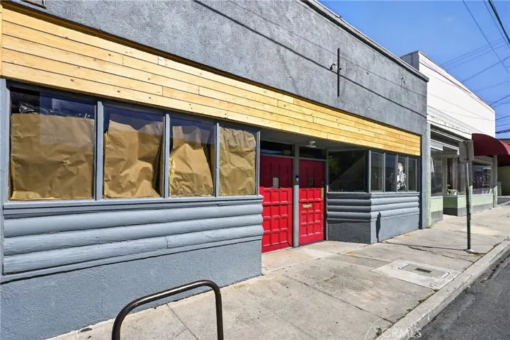 118 S Broadway, Yreka, California 96097