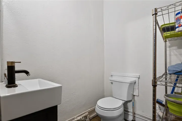 118 S Broadway, Yreka, California 96097