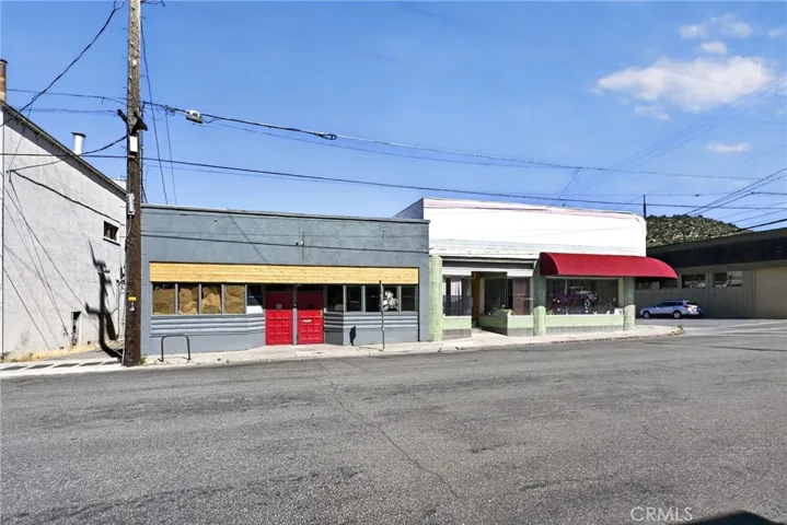 118 S Broadway, Yreka, California 96097
