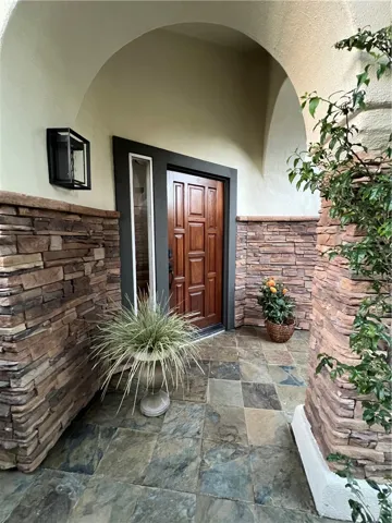 Inviting entrance accessible from all arrival points of the home.