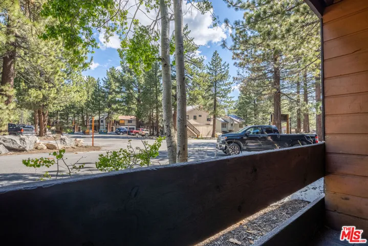 2499 Sierra Nevada Road R2, Mammoth Lakes, California 93546