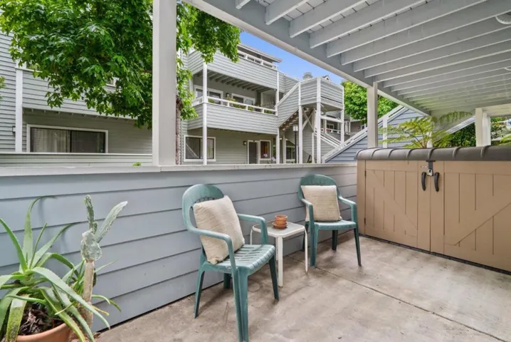 41 Grandview Street 1402, Santa Cruz, California 95060