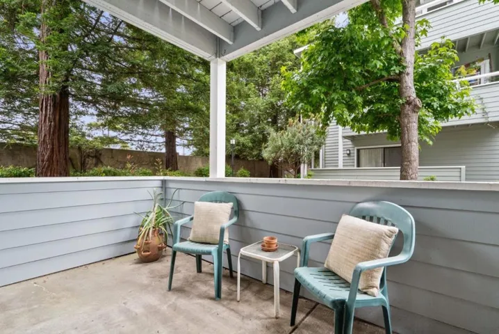 41 Grandview Street 1402, Santa Cruz, California 95060