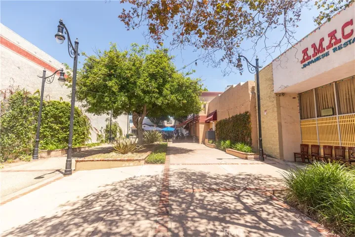 6729 Greenleaf, Whittier, California 90601