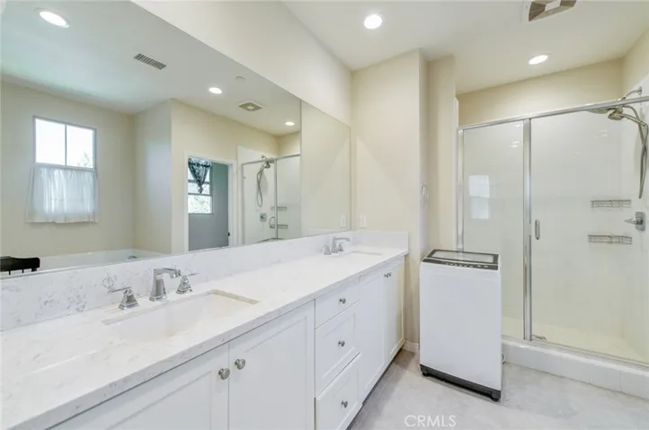 132 Parkwood, Irvine, California 92620