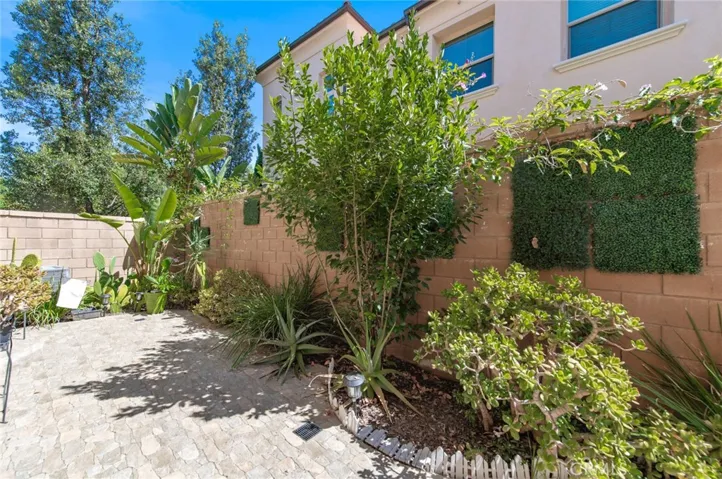 132 Parkwood, Irvine, California 92620