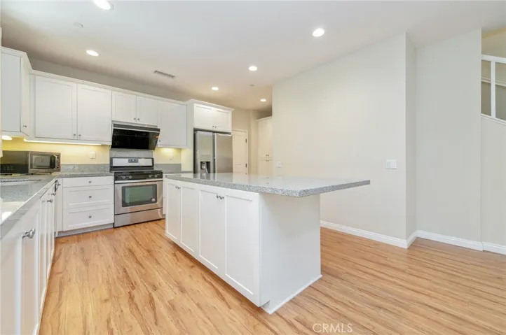 132 Parkwood, Irvine, California 92620