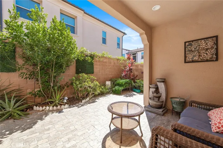 132 Parkwood, Irvine, California 92620