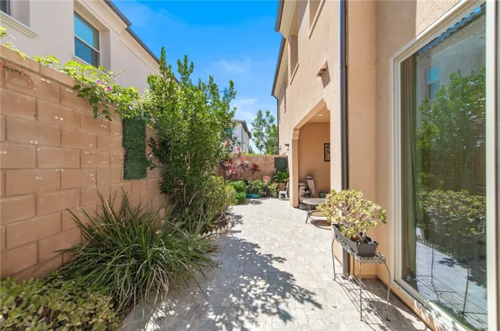 132 Parkwood, Irvine, California 92620