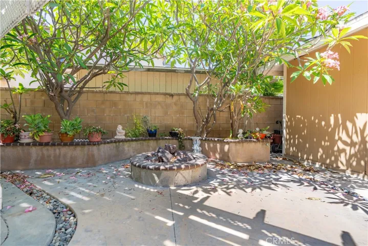 14026 Rio Lobo, Eastvale, California 92880