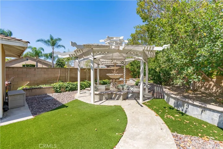 14026 Rio Lobo, Eastvale, California 92880